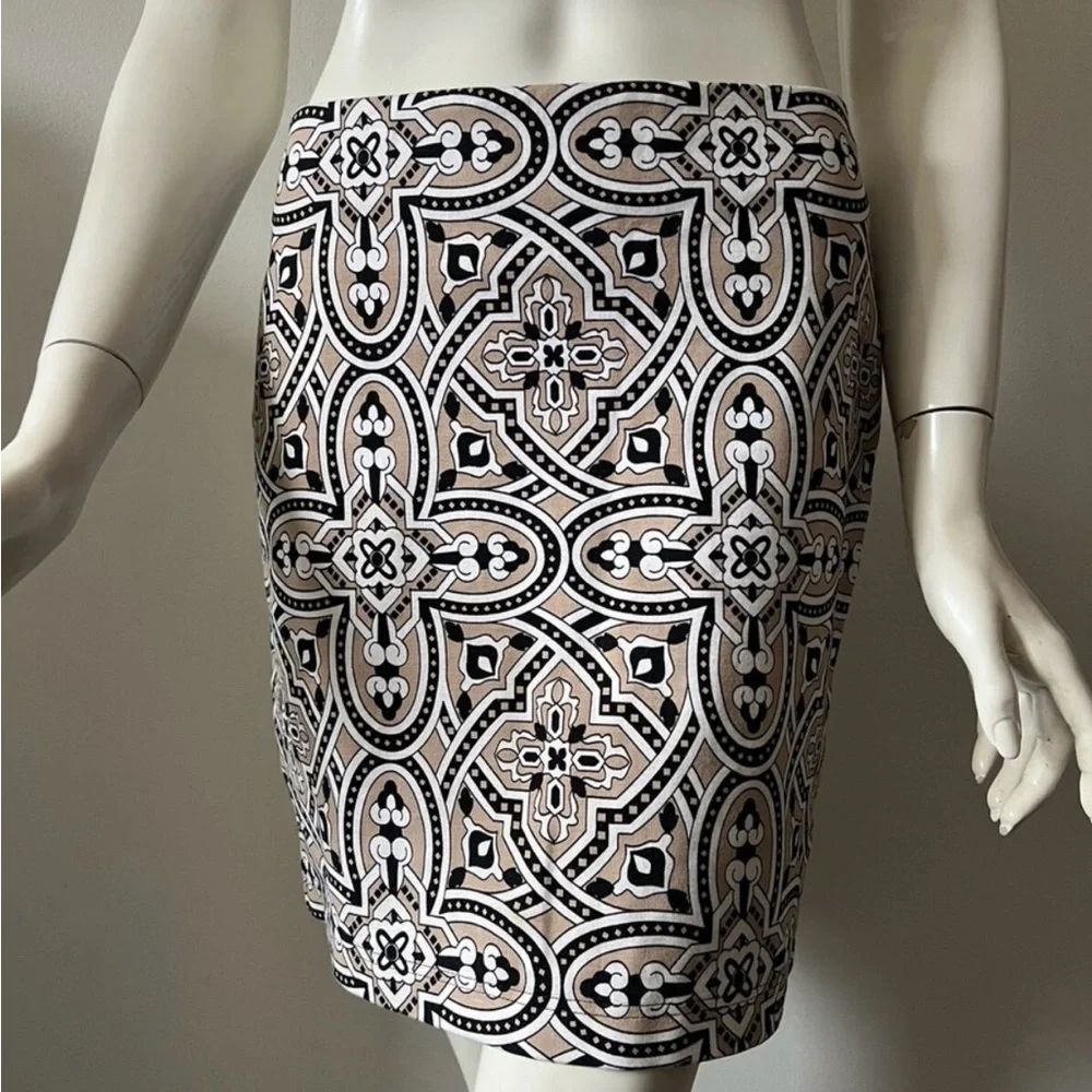 J. McLaughlin Geometric Print Stretch Pencil Skirt | Size 4|NWOT‎